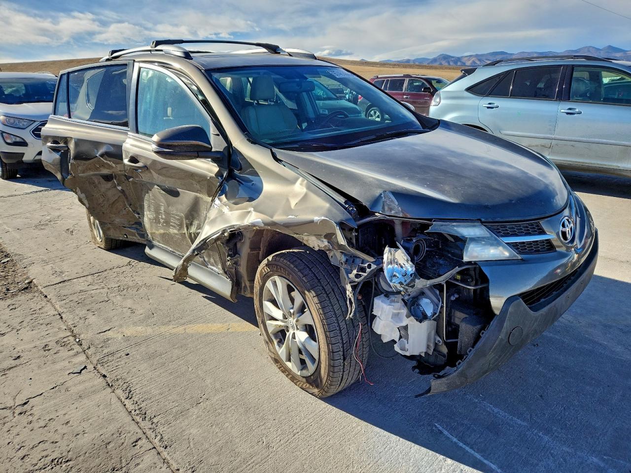 2014 TOYOTA RAV4 LIMITED photo 4