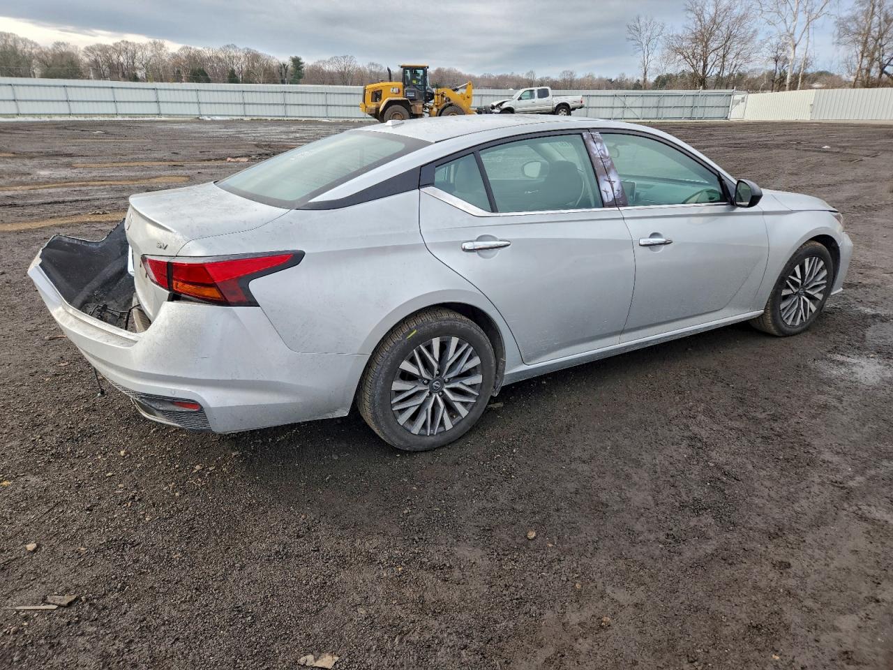 2024 NISSAN ALTIMA SV photo 3