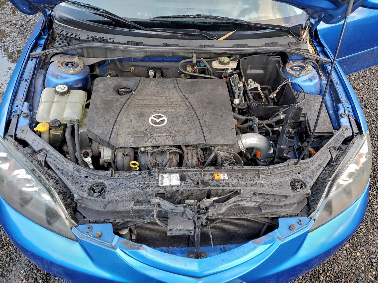 2004 MAZDA 3 HATCHBACK photo 11