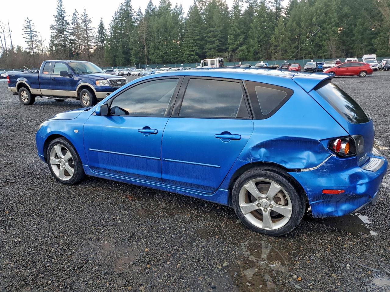 2004 MAZDA 3 HATCHBACK photo 2