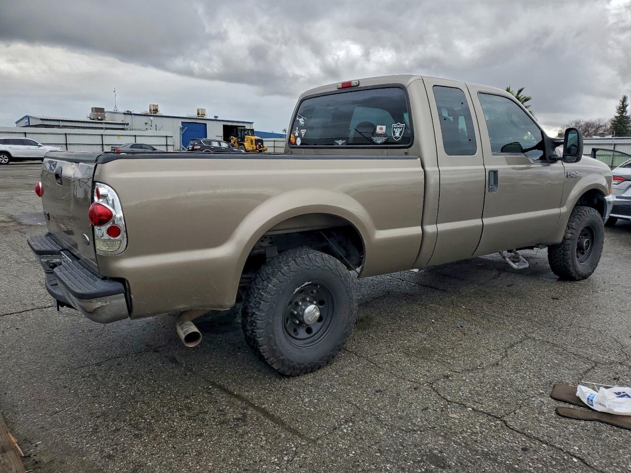2004 FORD F250 SUPER DUTY photo 3