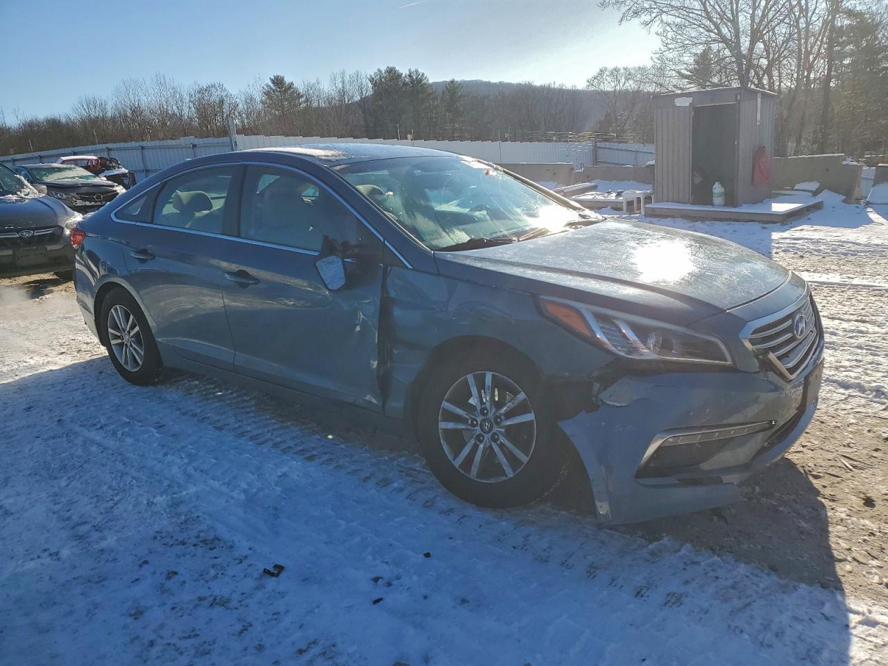 2015 HYUNDAI SONATA SE photo 4