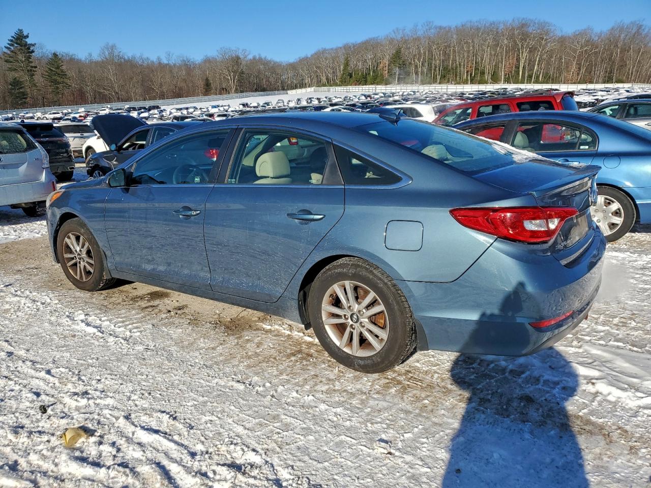 2015 HYUNDAI SONATA SE photo 2