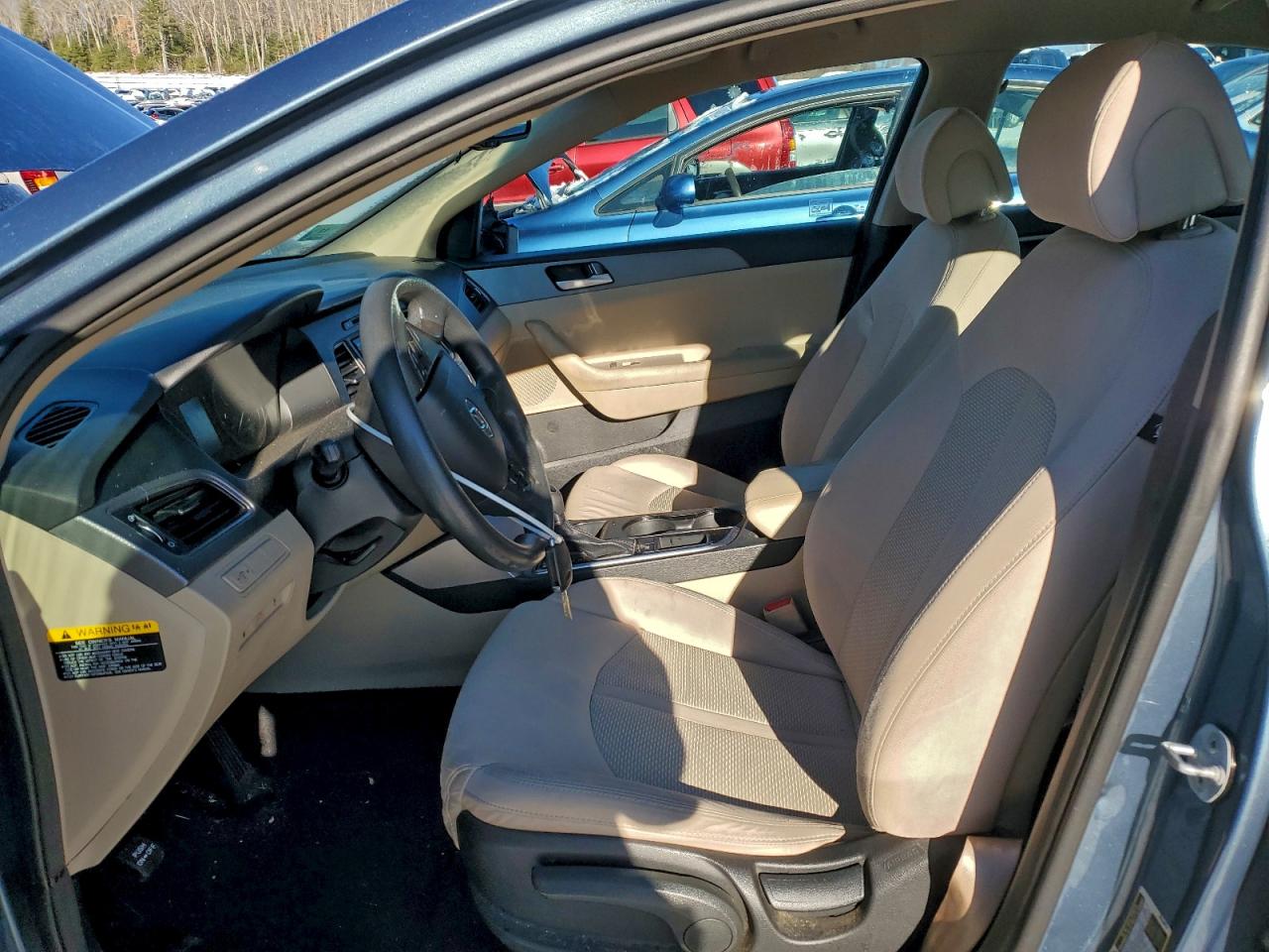 2015 HYUNDAI SONATA SE photo 7