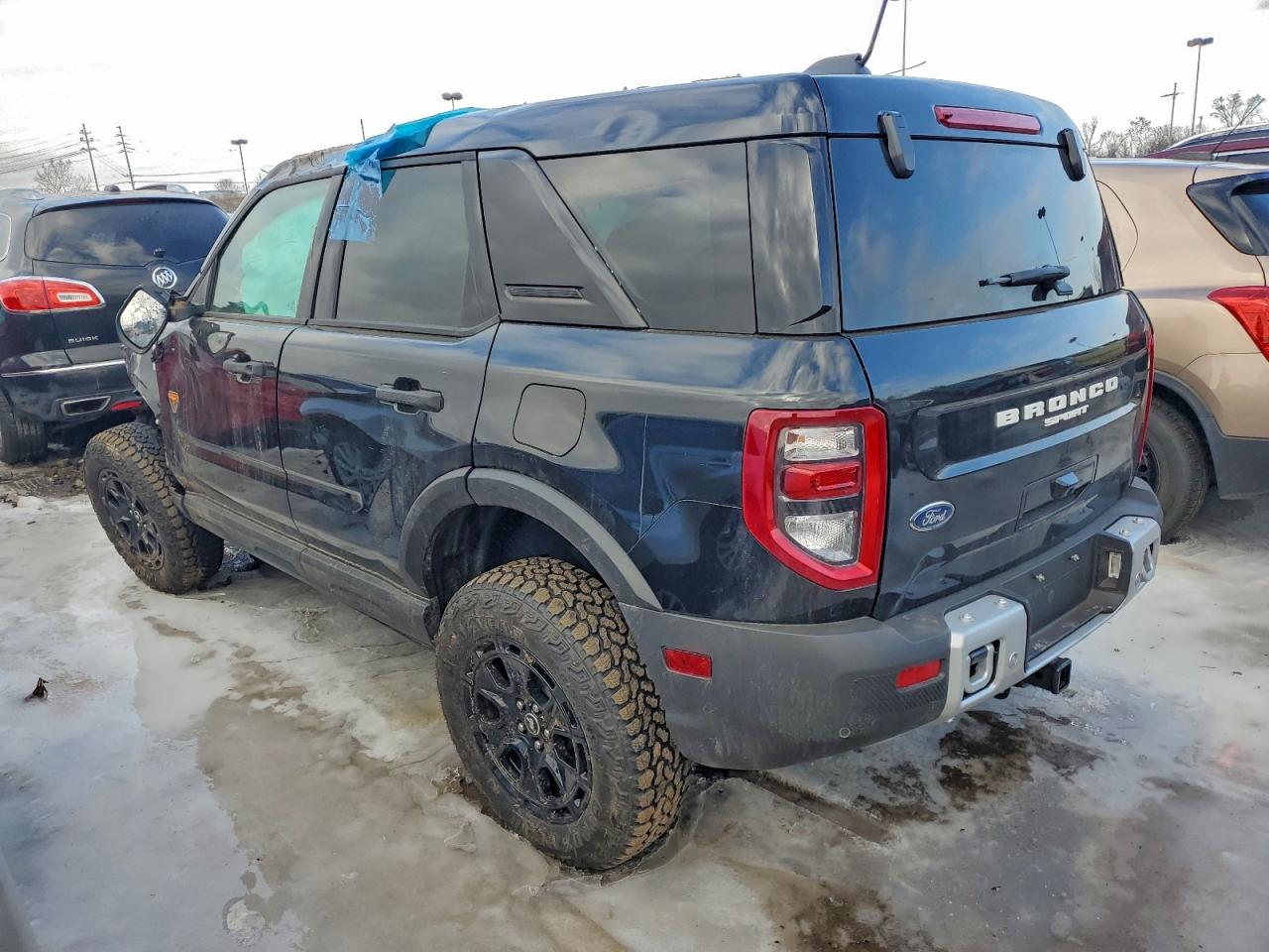 2025 FORD BRONCO SPORT BADLANDS photo 2