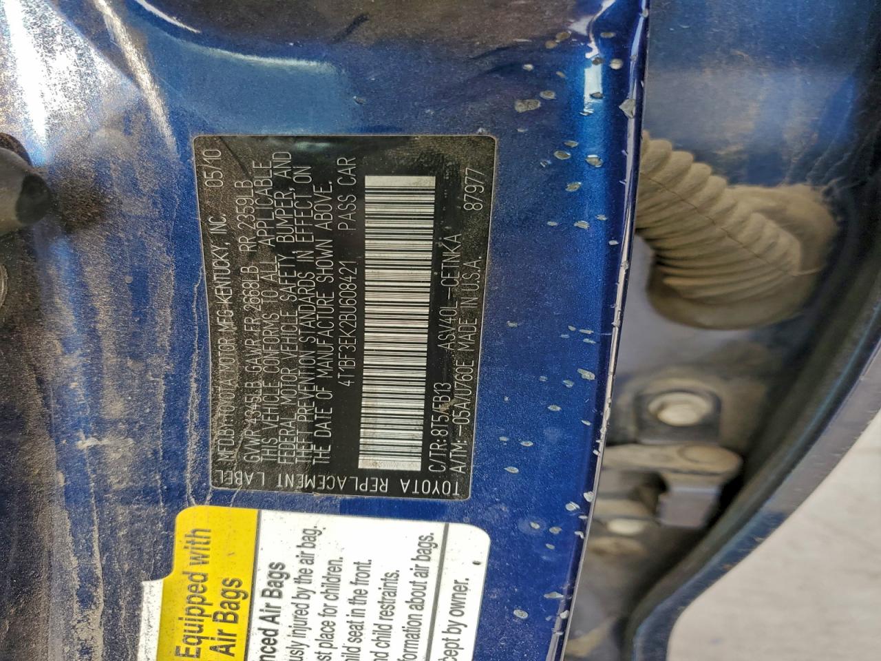2011 TOYOTA CAMRY BASE photo 12