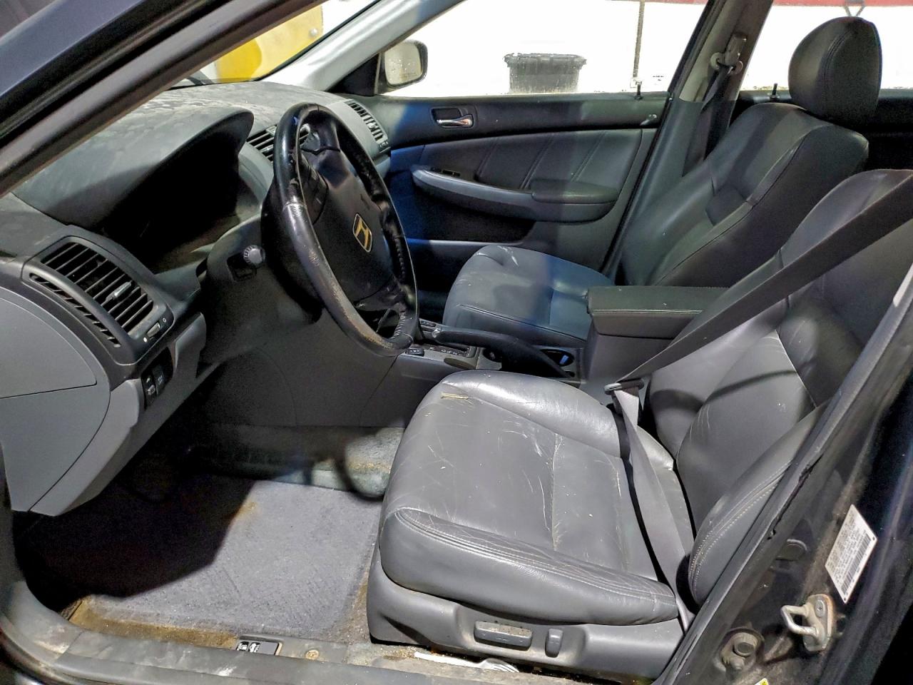 2006 HONDA ACCORD photo 7