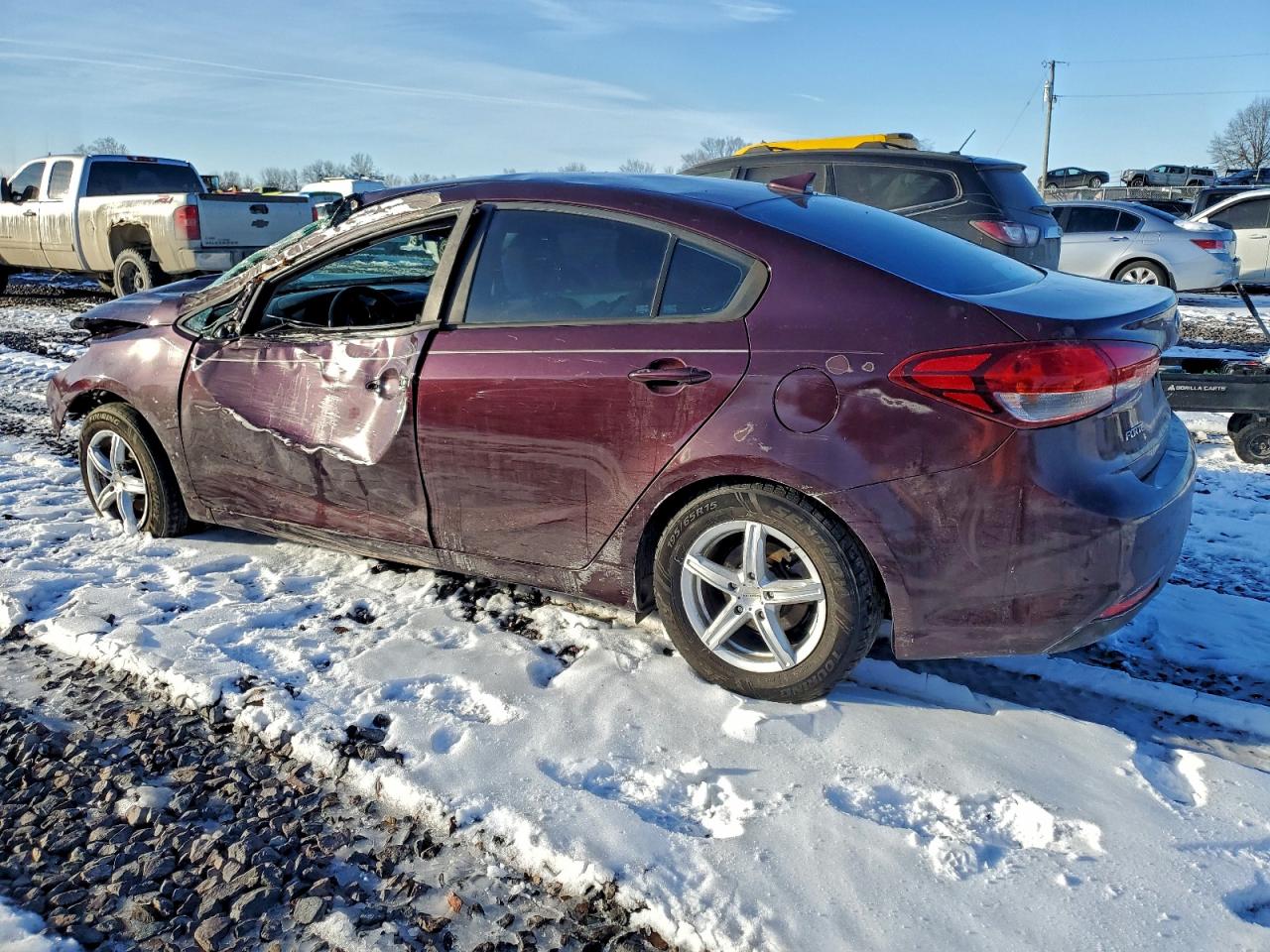 2018 KIA FORTE LX photo 2
