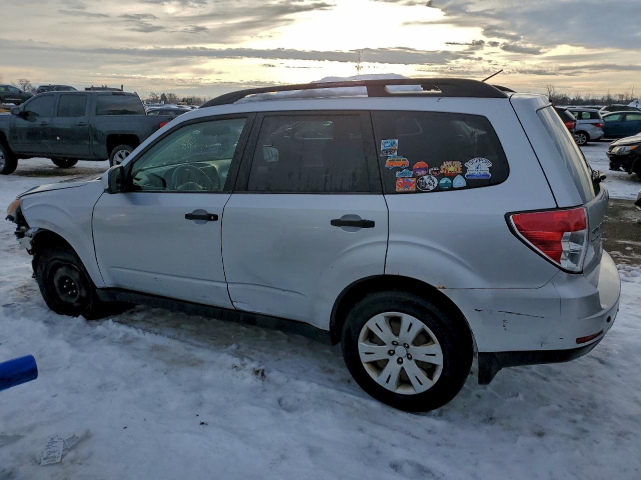 2011 SUBARU FORESTER 2.5X photo 2