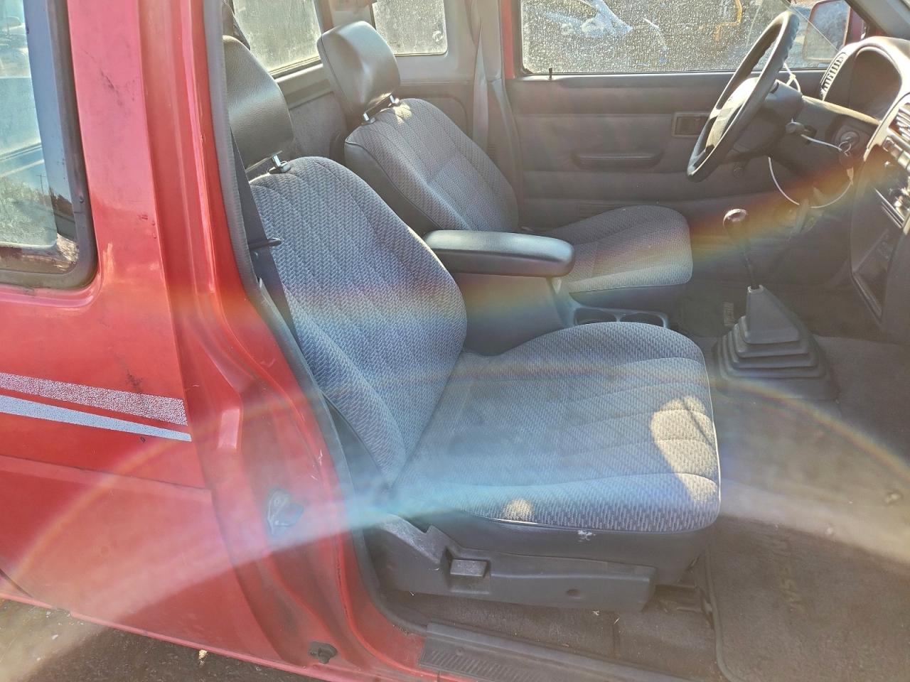 1997 NISSAN TRUCK KING CAB SE photo 10