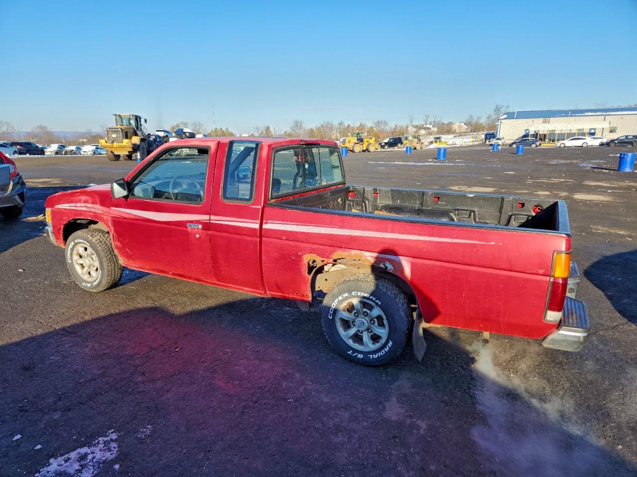1997 NISSAN TRUCK KING CAB SE photo 2