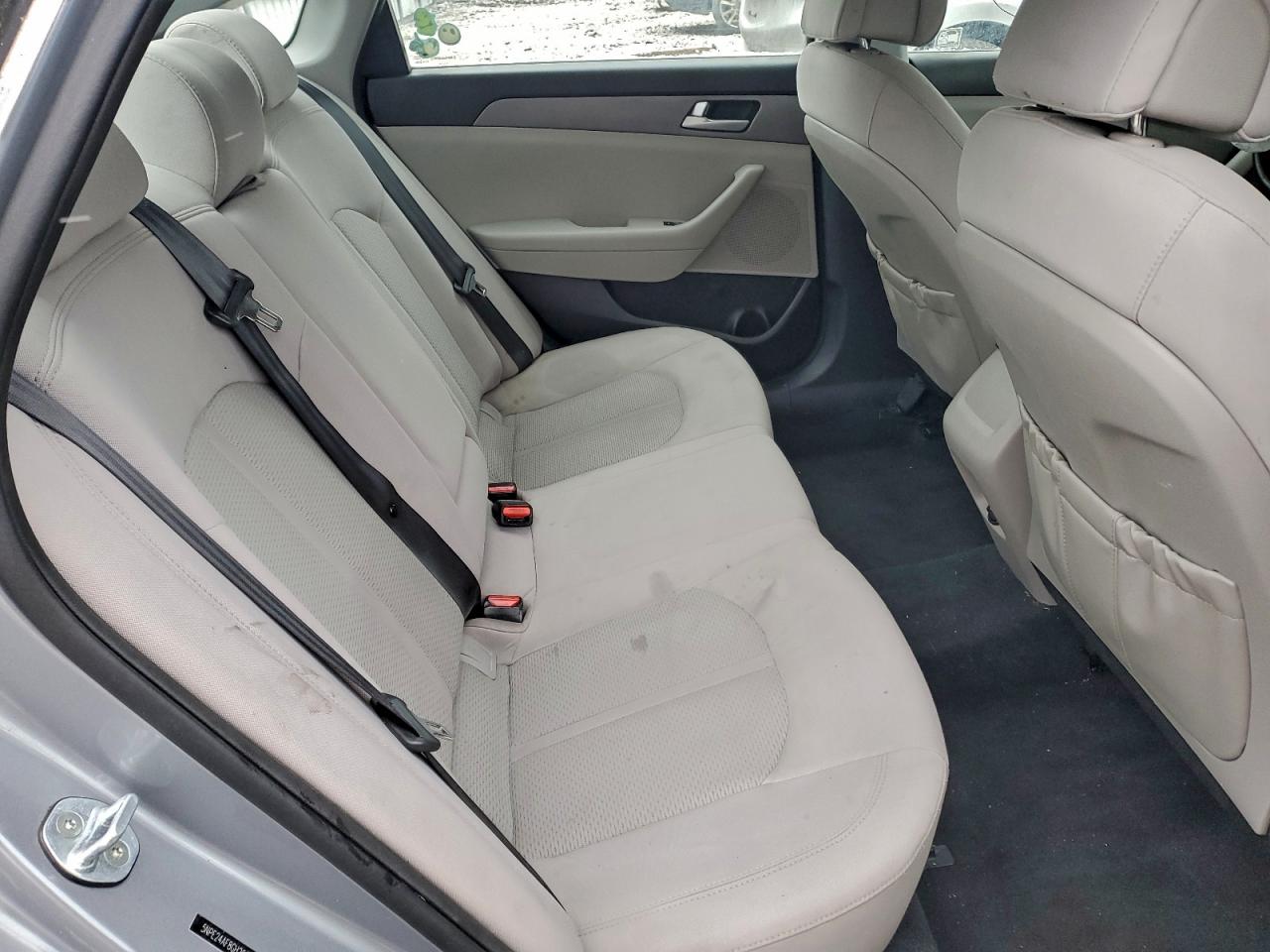 2016 HYUNDAI SONATA SE photo 10