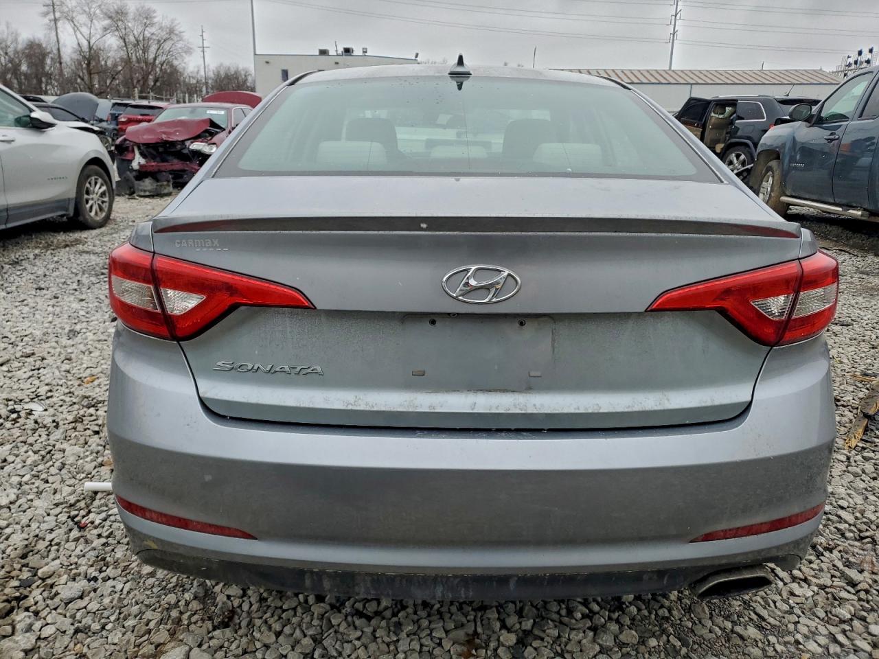 2016 HYUNDAI SONATA SE photo 6