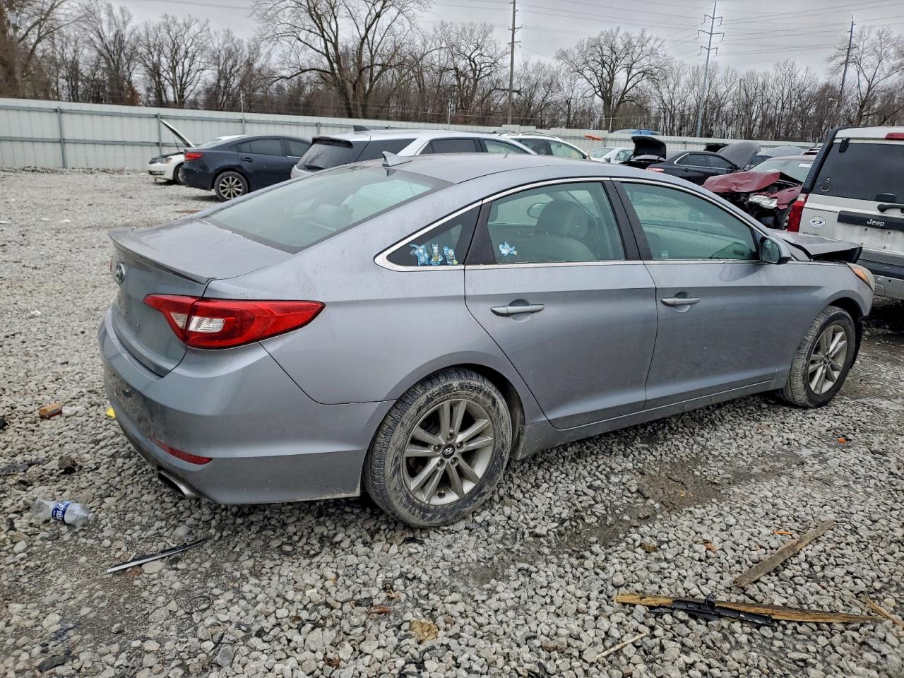 2016 HYUNDAI SONATA SE photo 3