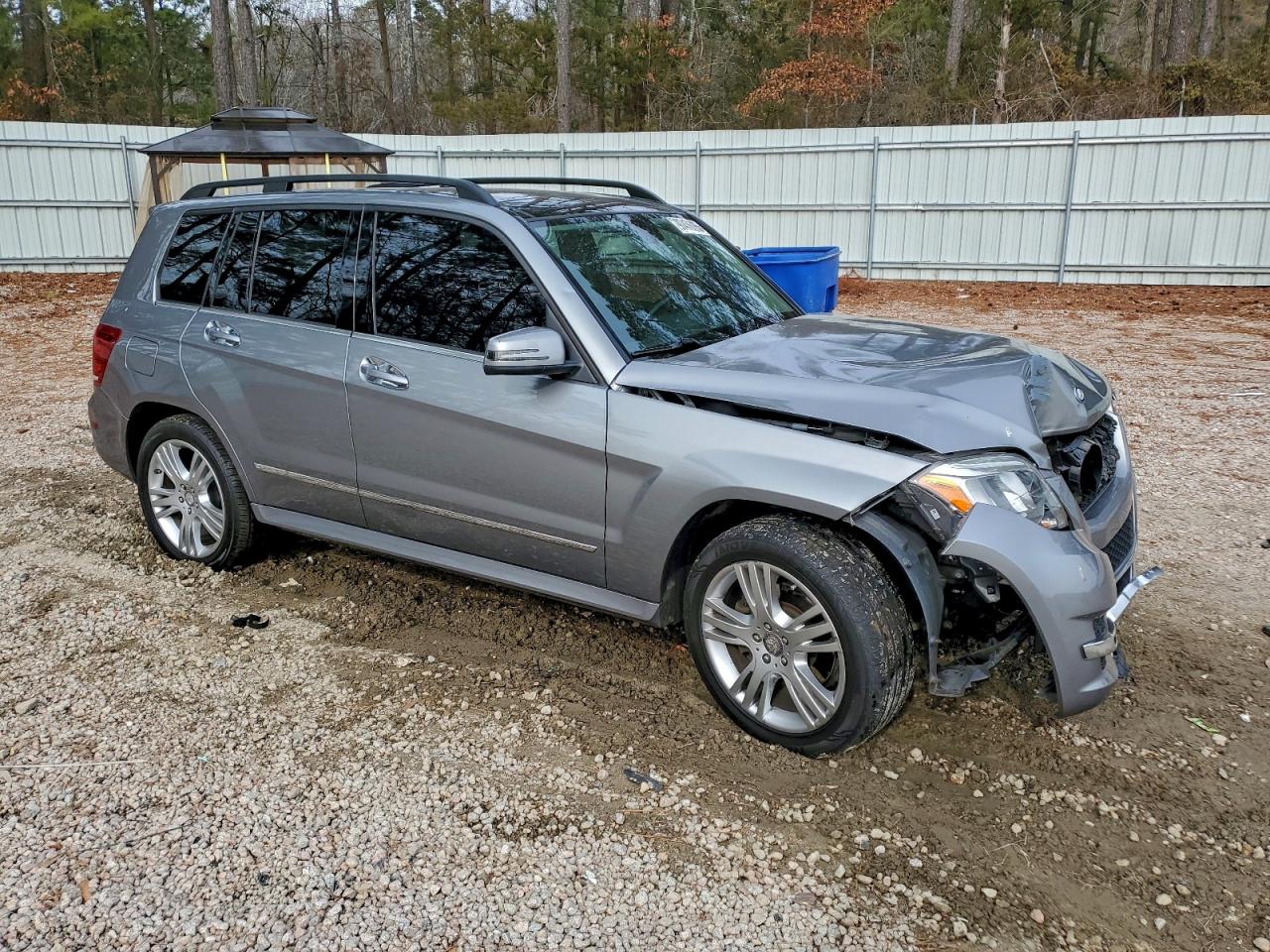 2015 MERCEDES-BENZ GLK 350 4MATIC photo 4