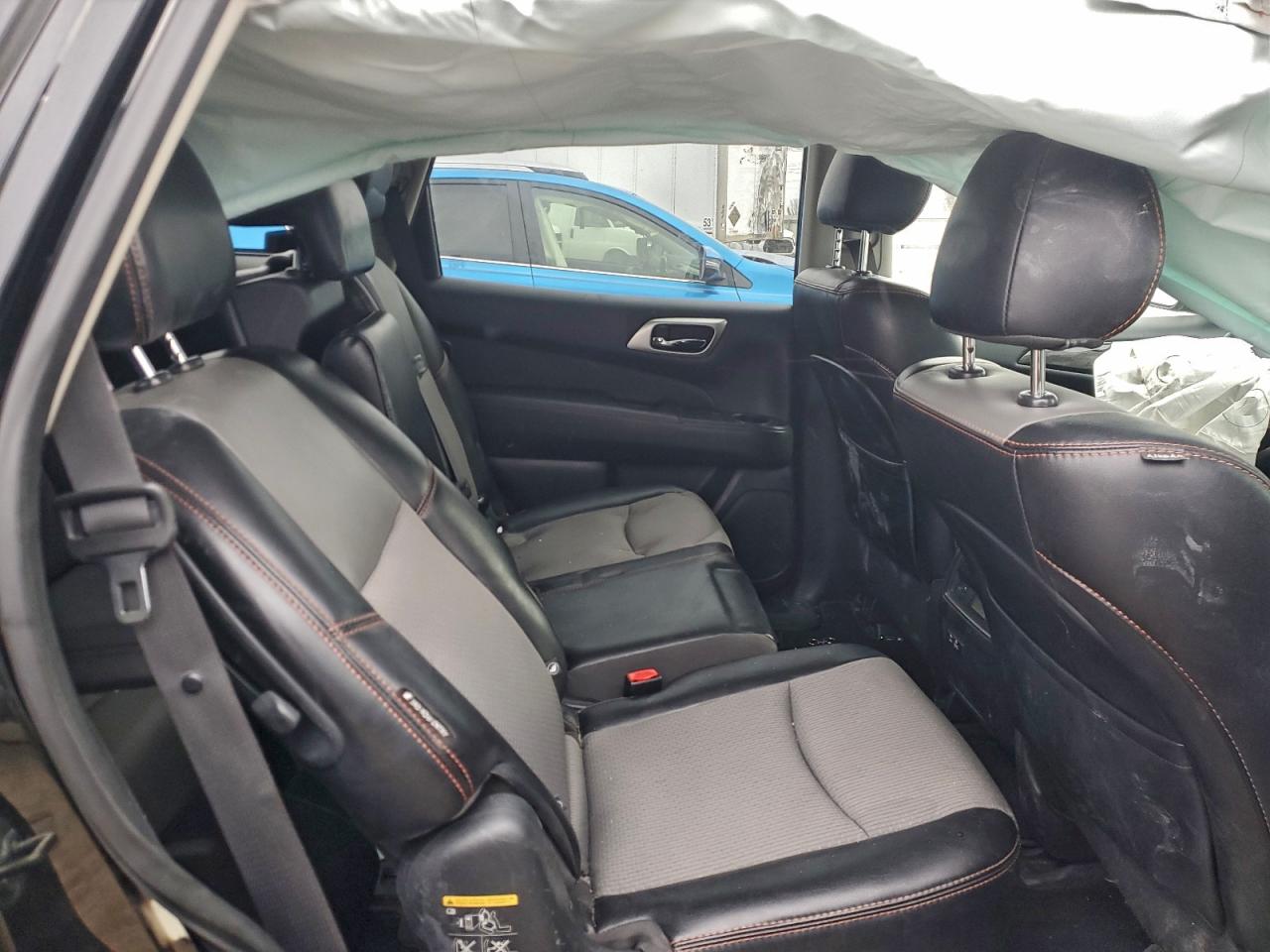 2020 NISSAN PATHFINDER SV photo 11