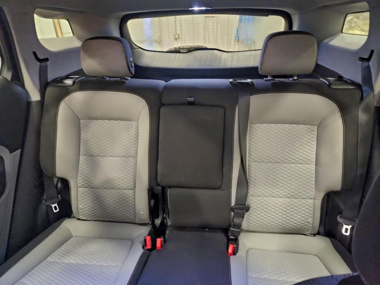 2020 GMC TERRAIN SLE photo 10