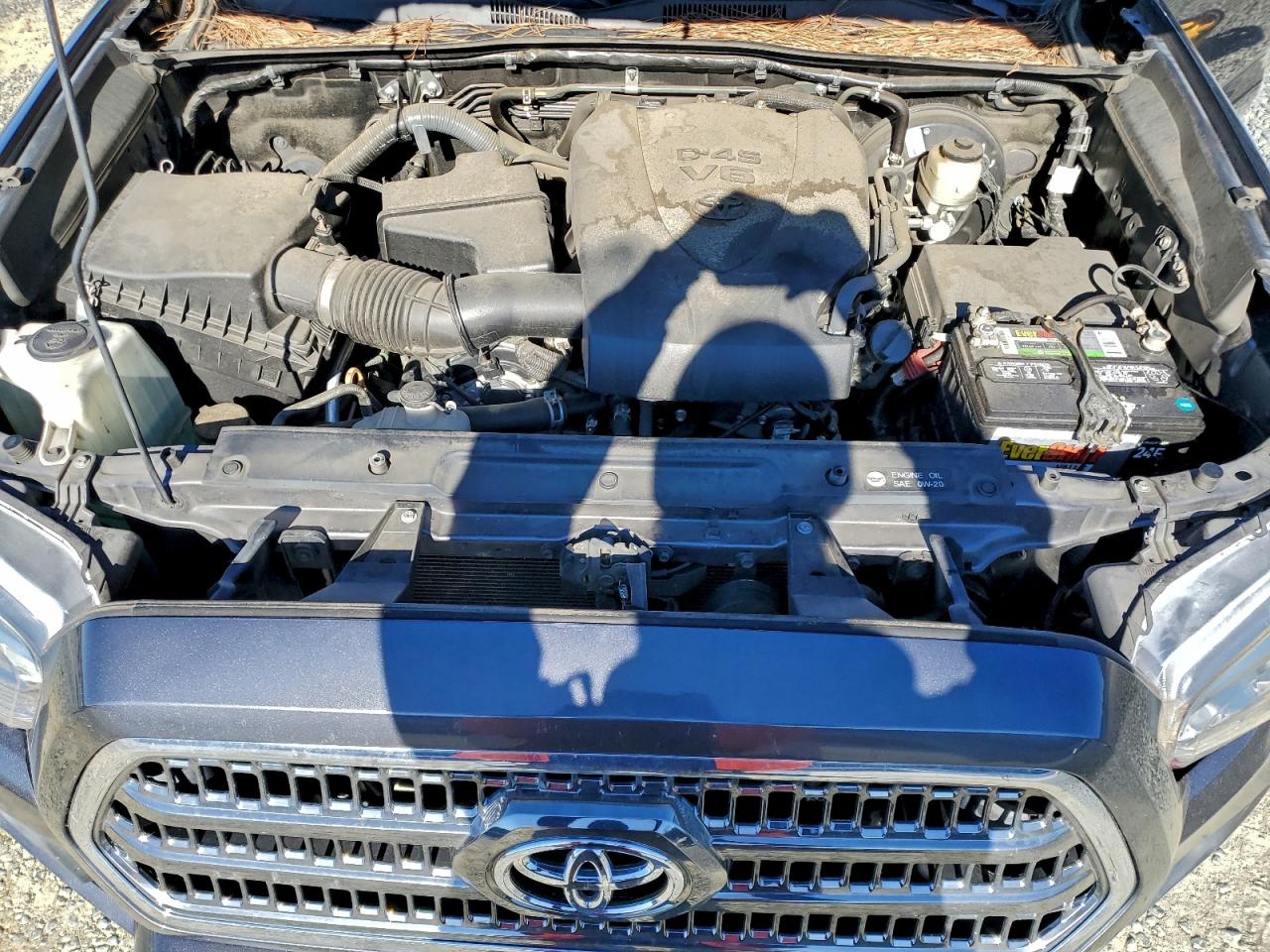 2017 TOYOTA TACOMA DOUBLE CAB photo 11