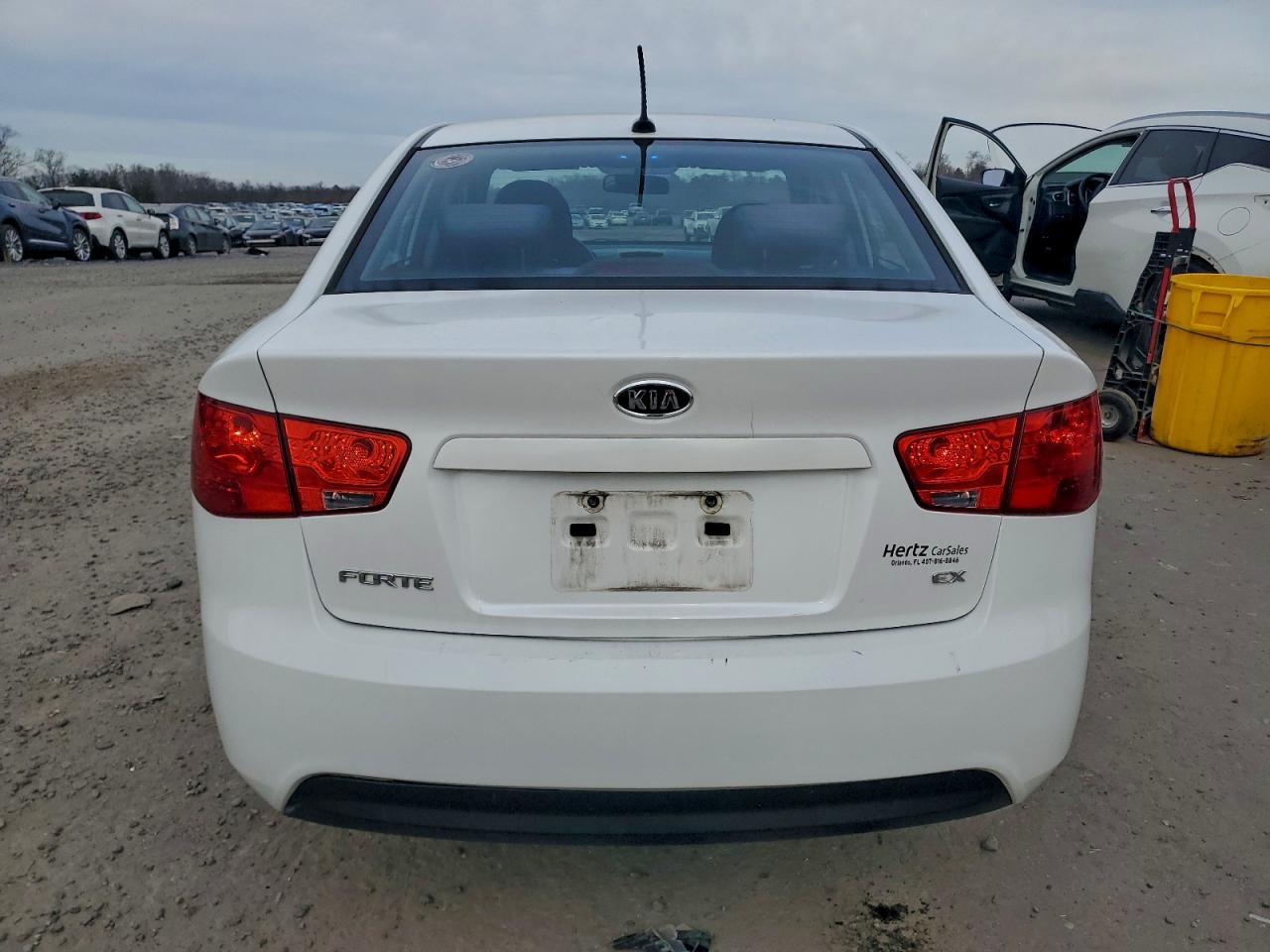 2013 KIA FORTE EX photo 6