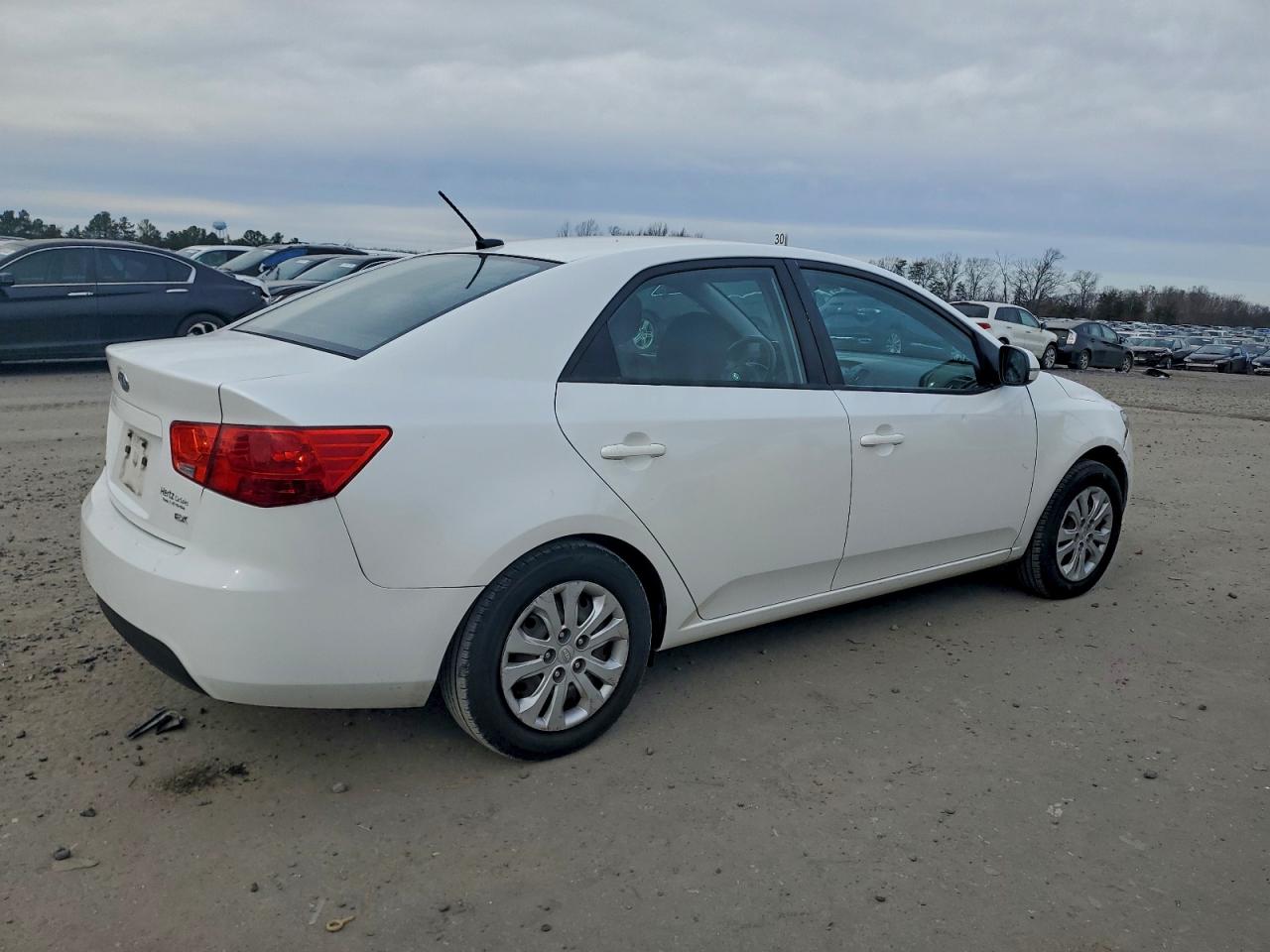 2013 KIA FORTE EX photo 3