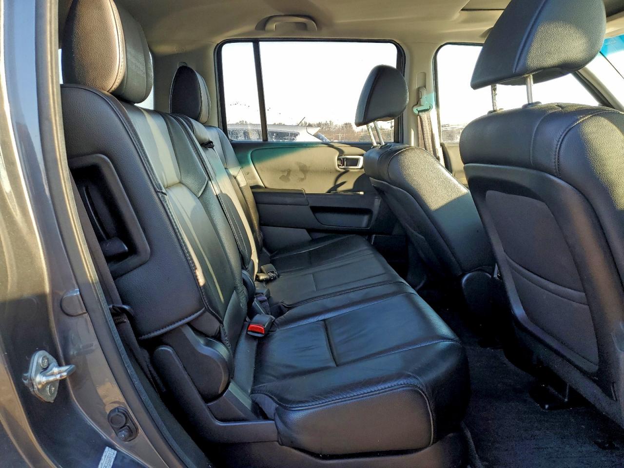 2012 HONDA PILOT EXL photo 11