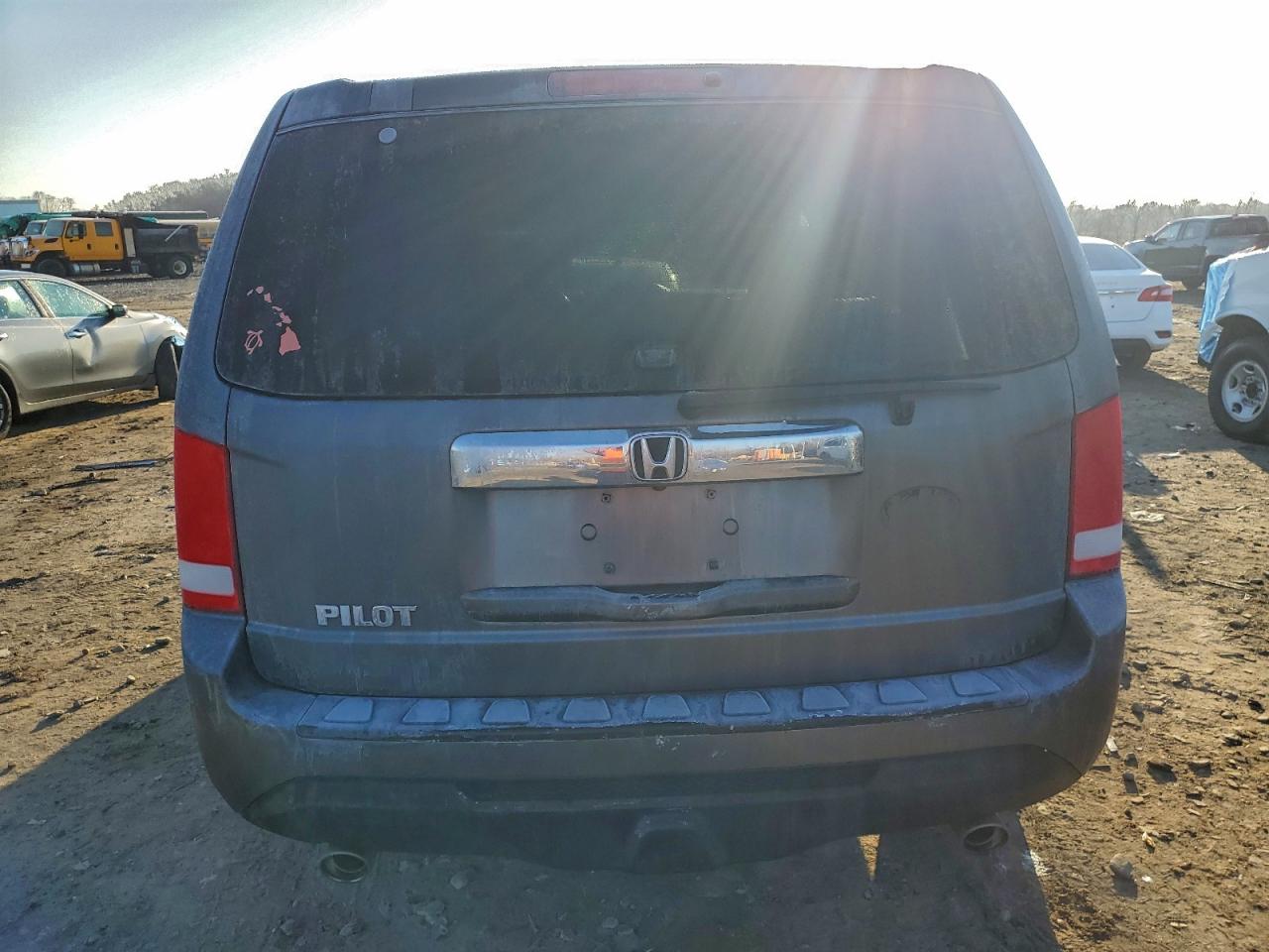 2012 HONDA PILOT EXL photo 6