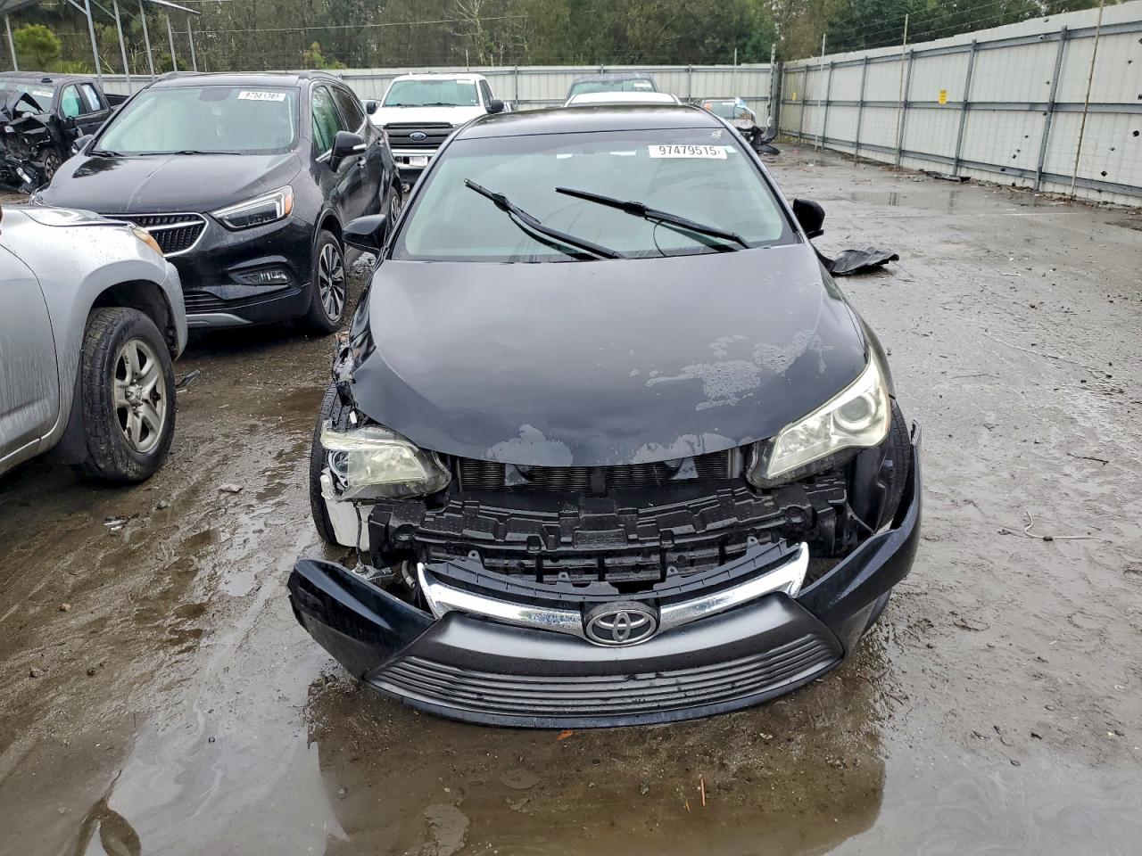 2015 TOYOTA CAMRY LE photo 5