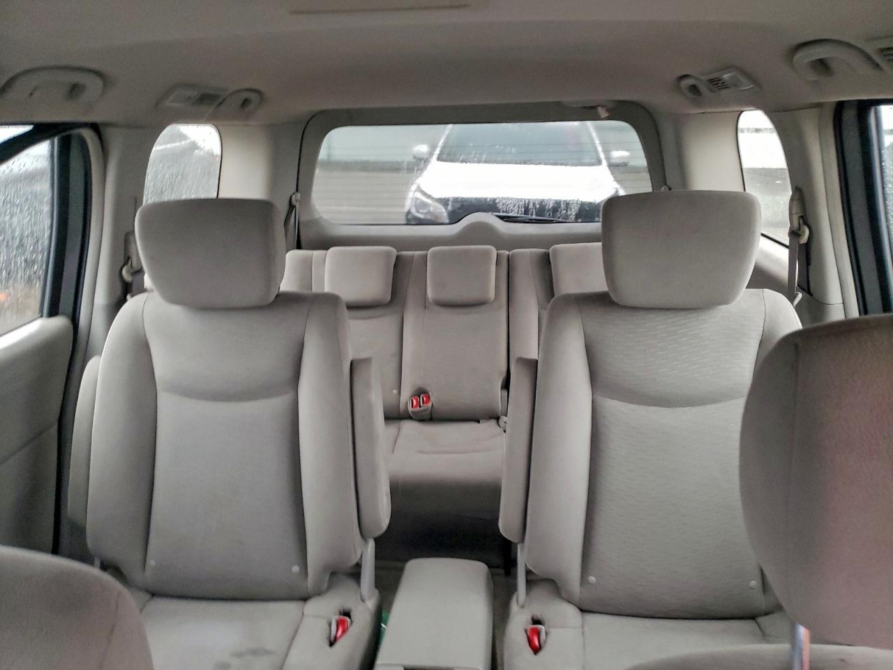 2016 NISSAN QUEST S photo 10