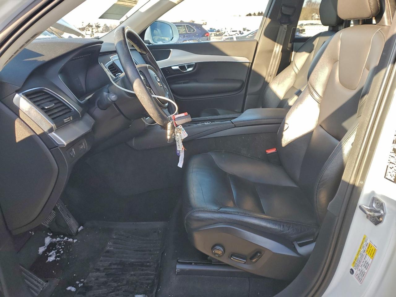 2017 VOLVO XC90 T5 photo 7