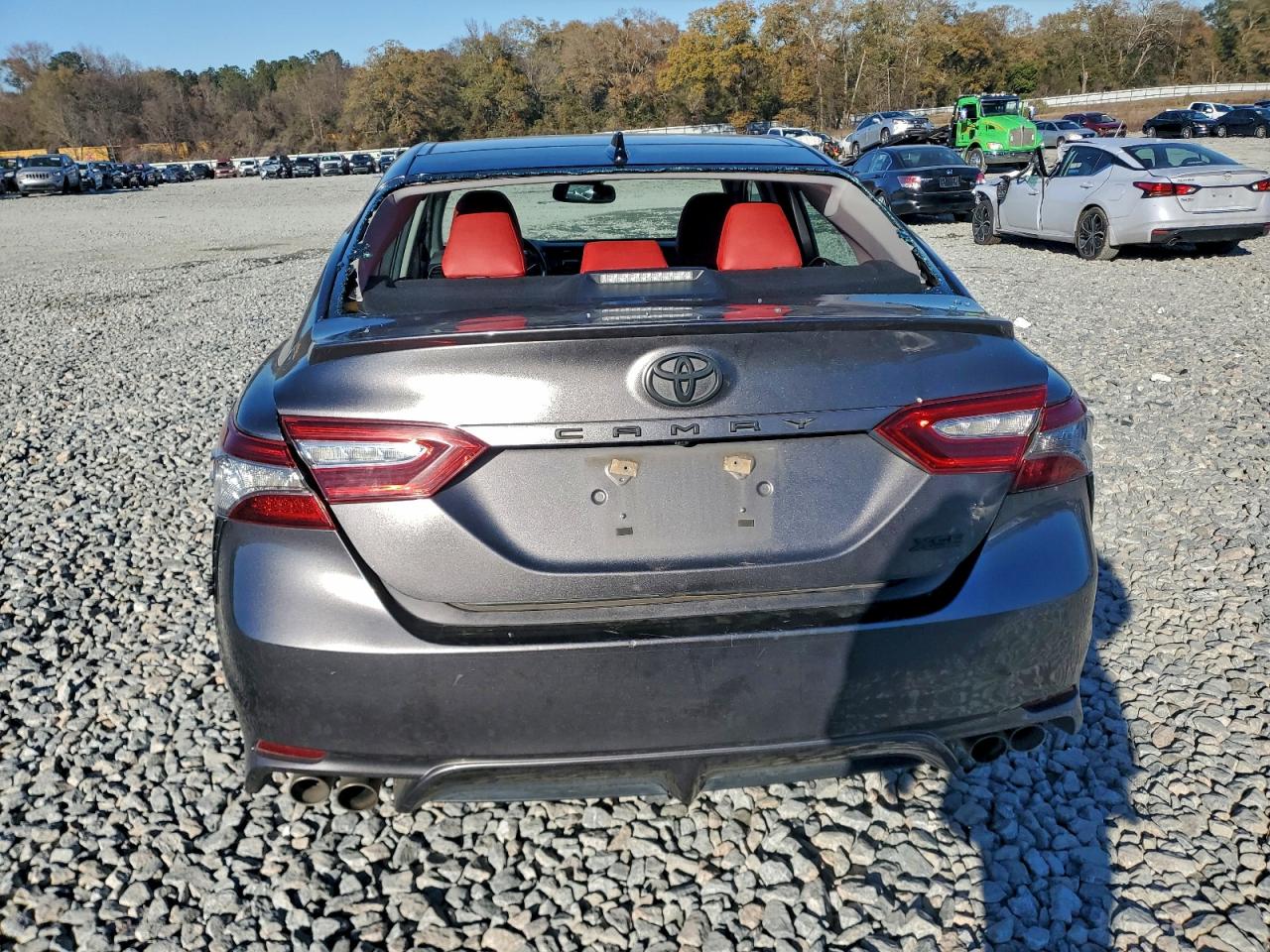 2019 TOYOTA CAMRY XSE photo 6