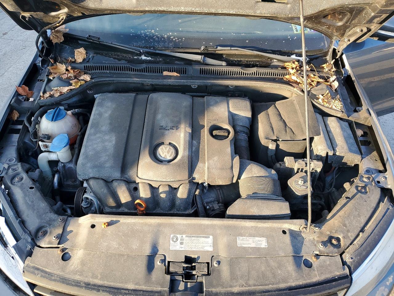 2012 VOLKSWAGEN JETTA SE photo 11