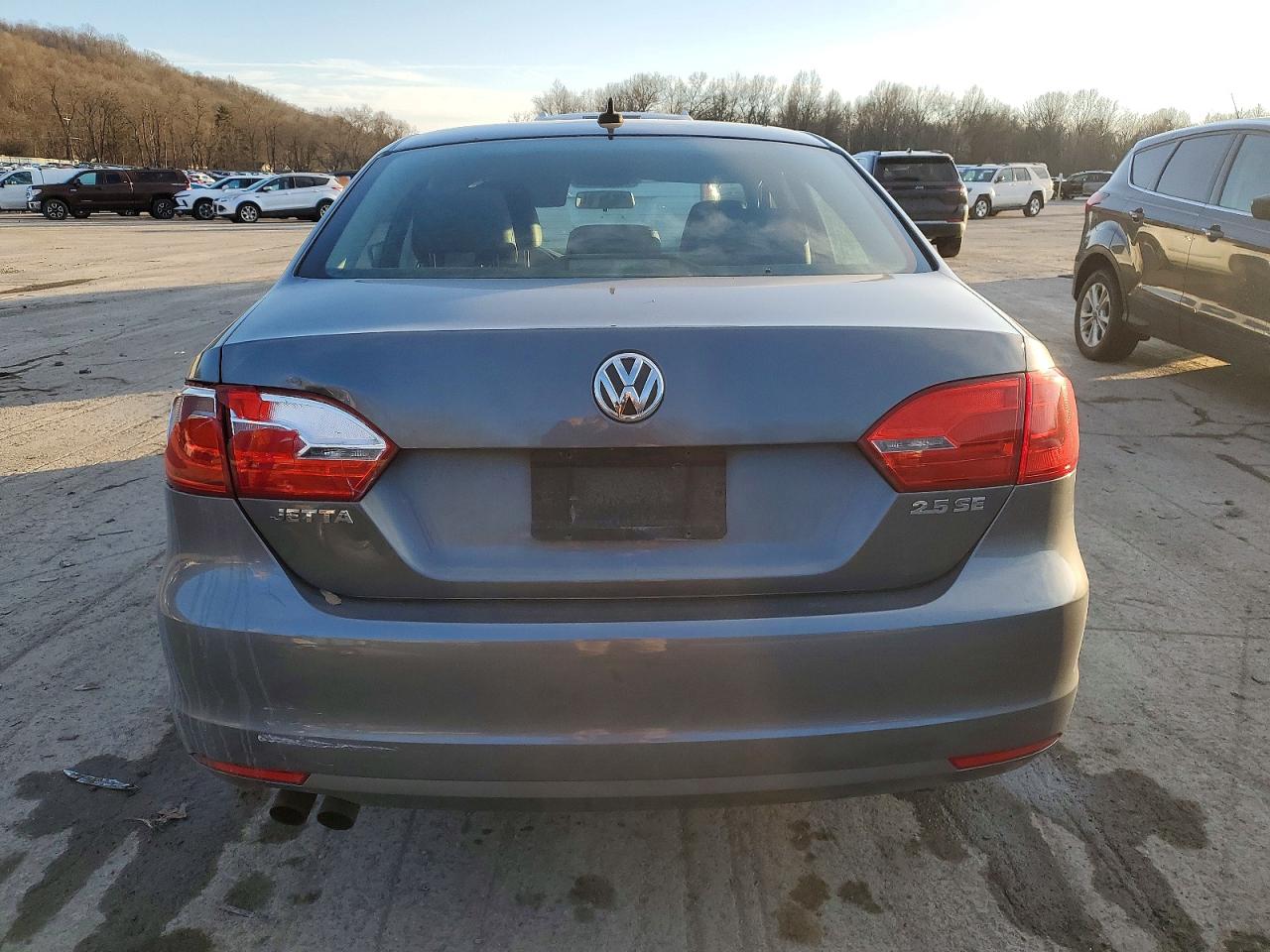 2012 VOLKSWAGEN JETTA SE photo 6