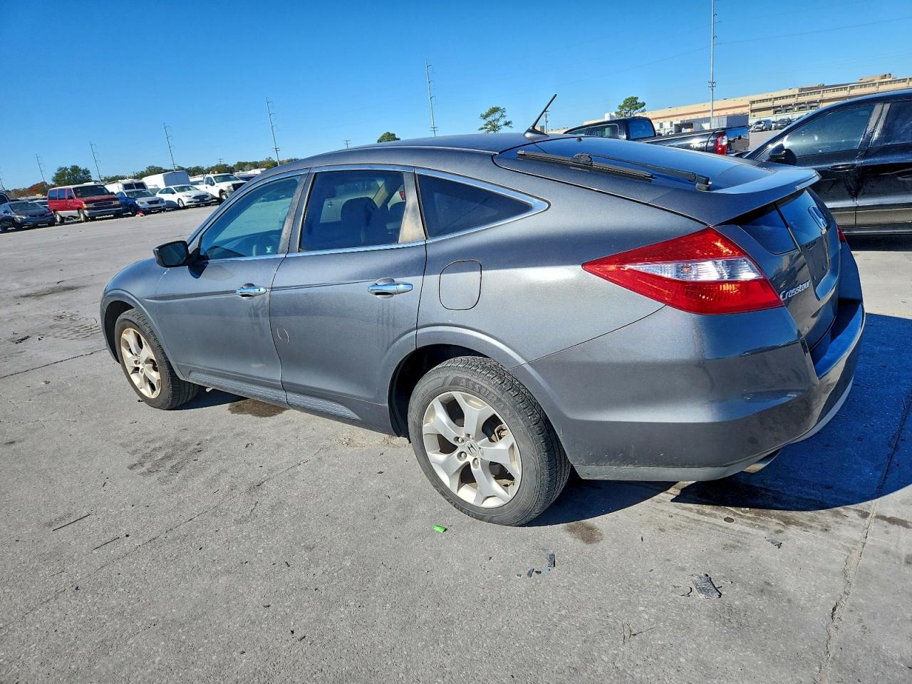 2012 HONDA CROSSTOUR EXL photo 2