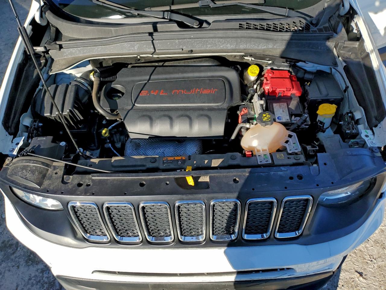 2020 JEEP RENEGADE LATITUDE photo 12