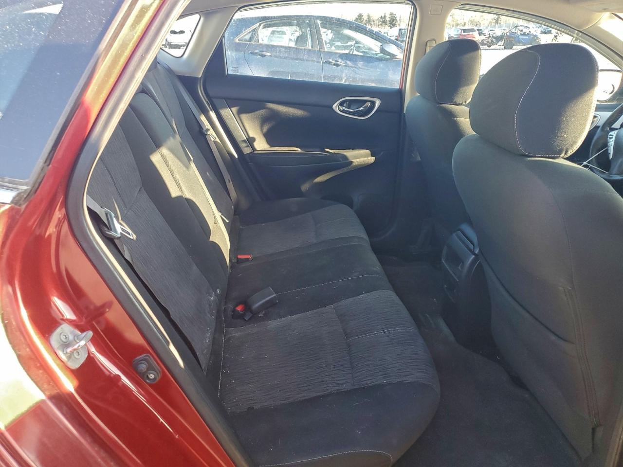 2015 NISSAN SENTRA S photo 10