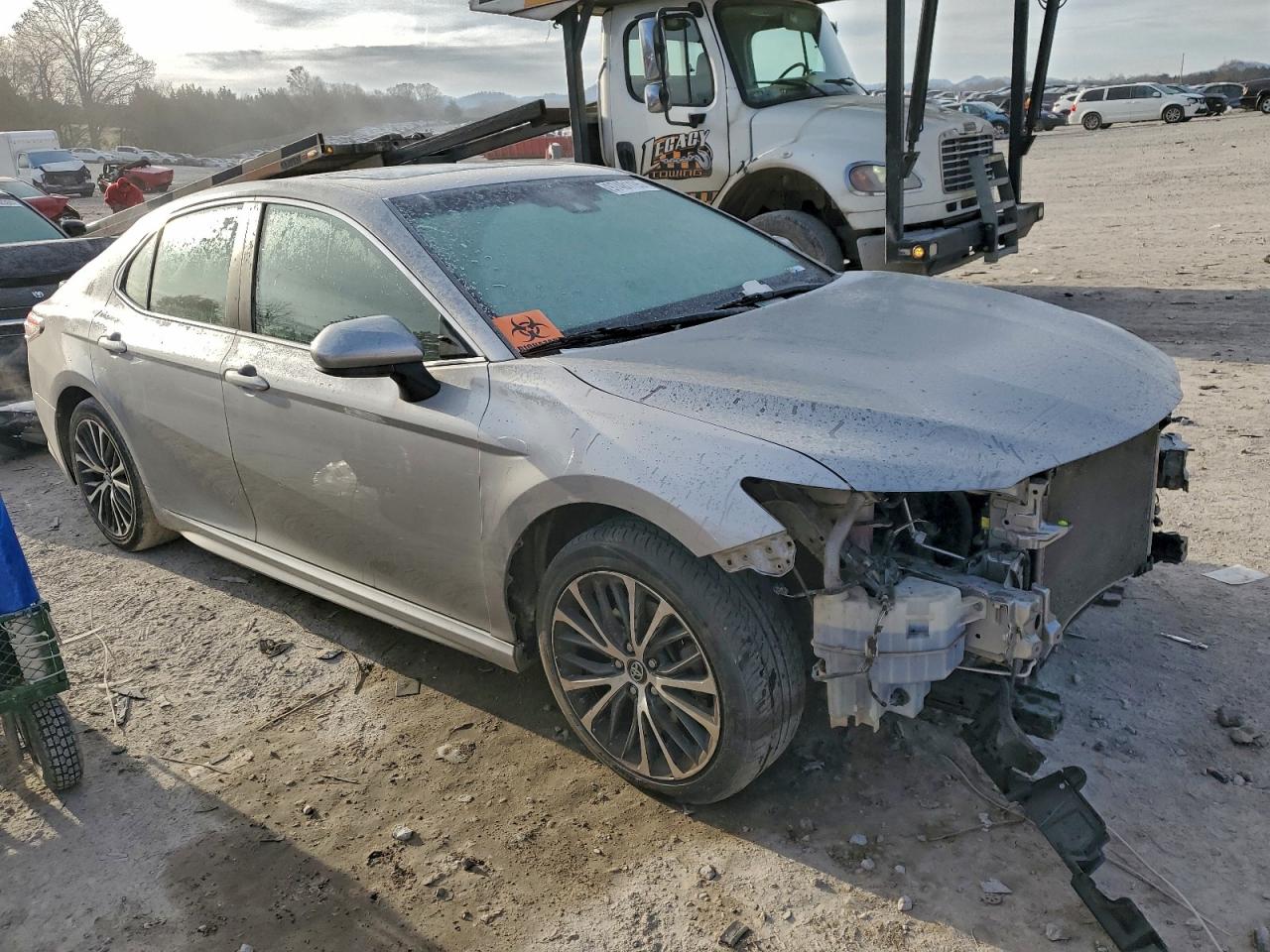 2018 TOYOTA CAMRY L photo 4