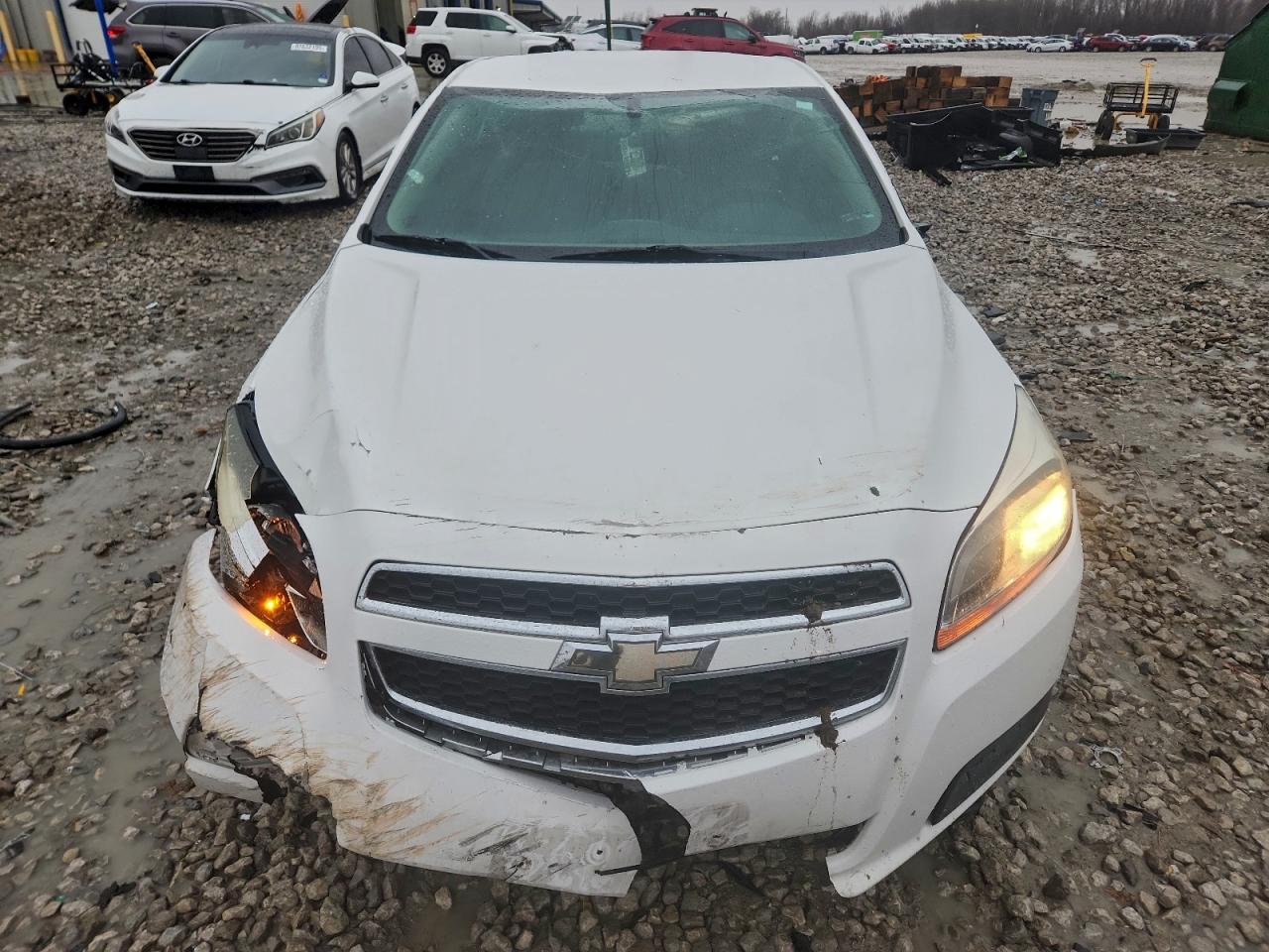 2013 CHEVROLET MALIBU LS photo 5