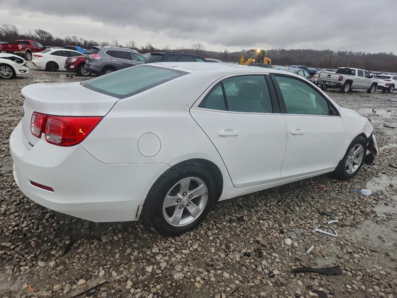 2013 CHEVROLET MALIBU LS photo 3