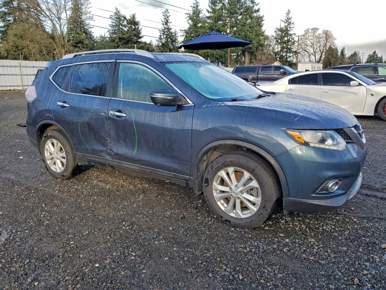 2014 NISSAN ROGUE S photo 4