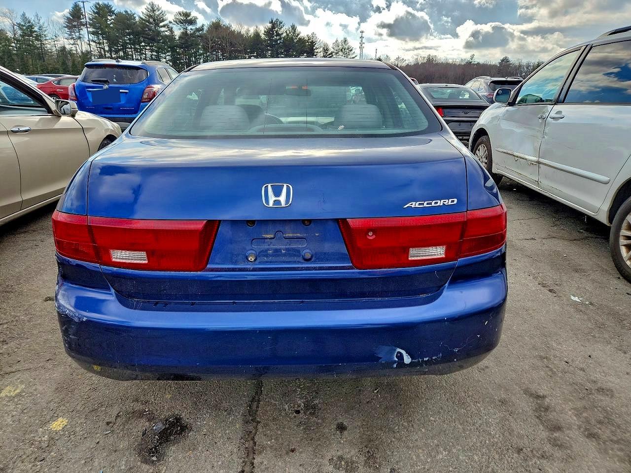 2005 HONDA ACCORD DX photo 6