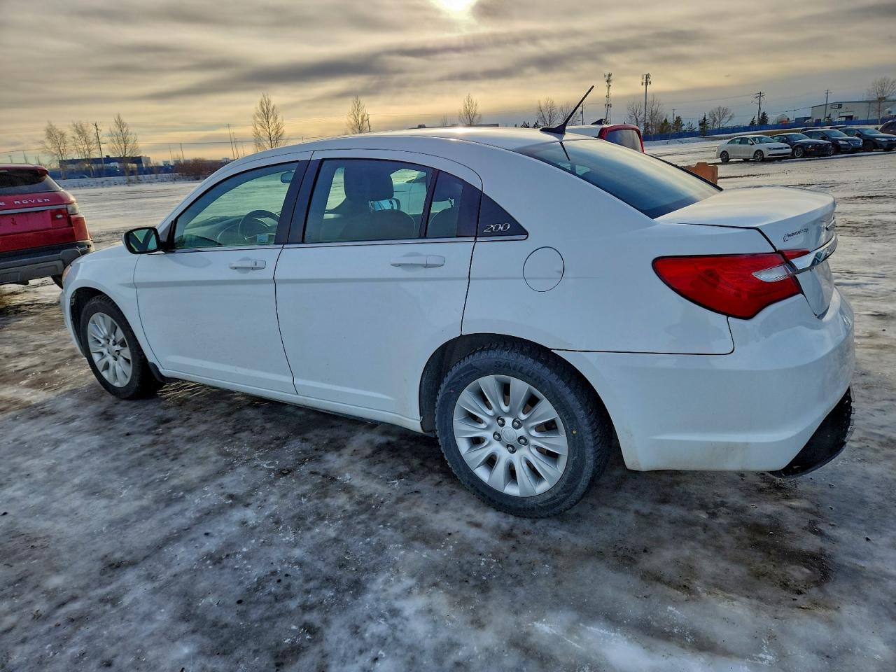 2013 CHRYSLER 200 LX photo 2