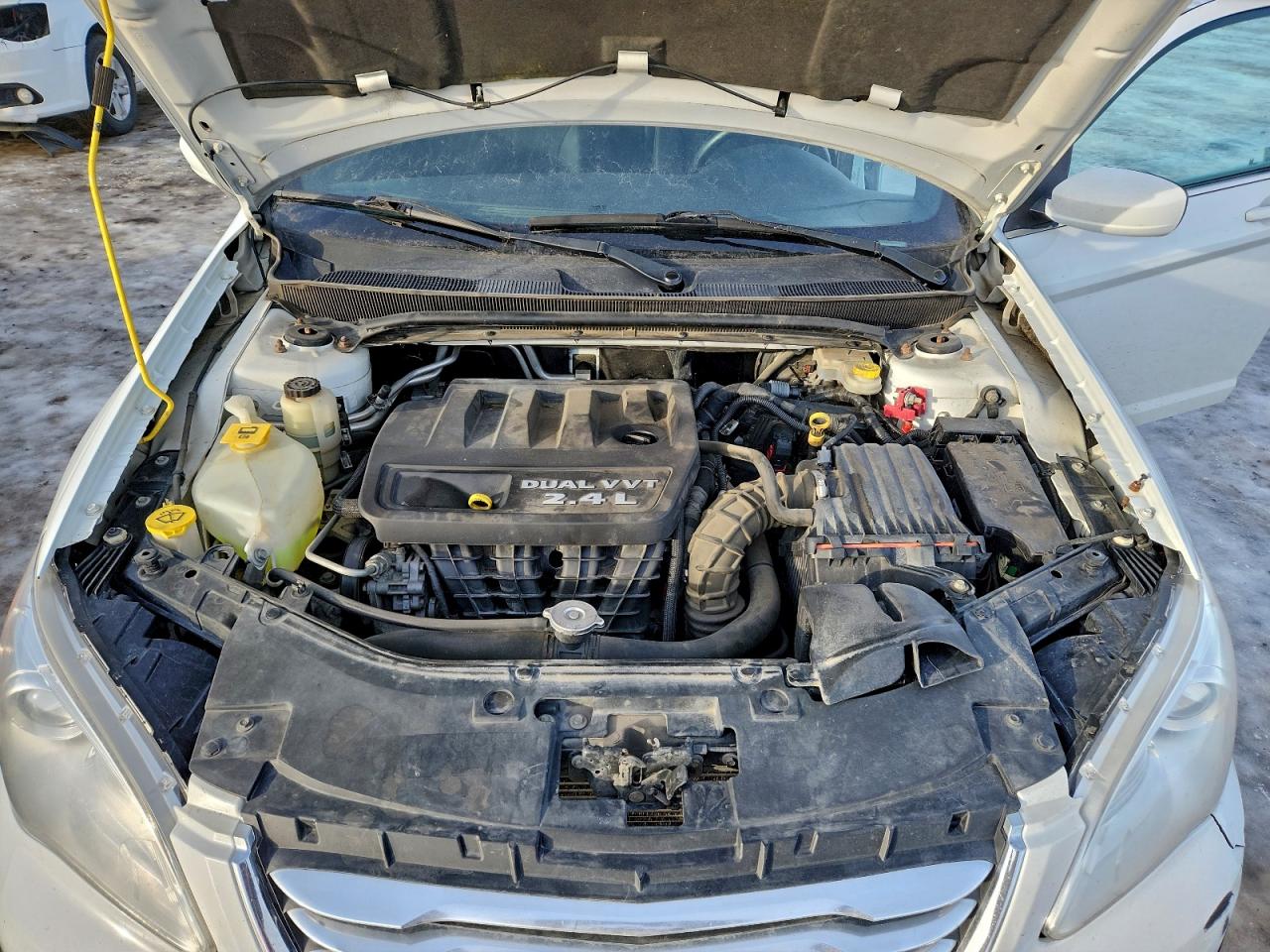 2013 CHRYSLER 200 LX photo 11