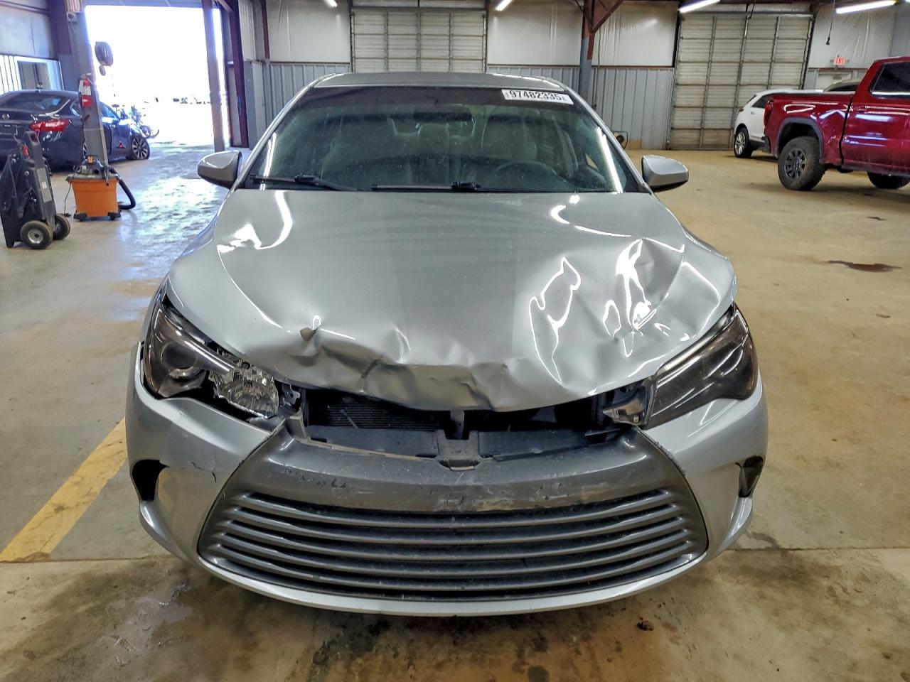2015 TOYOTA CAMRY LE photo 5