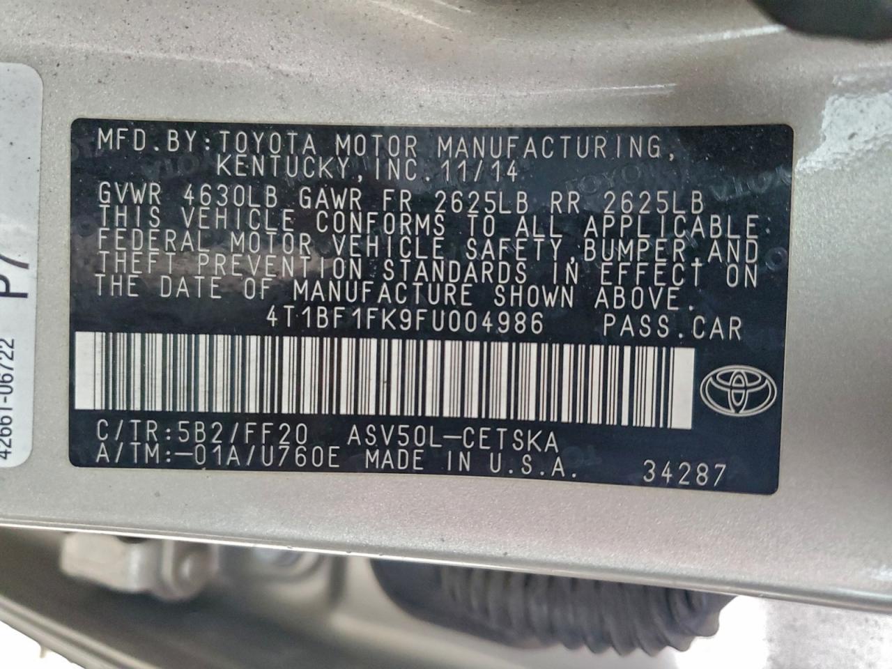 2015 TOYOTA CAMRY LE photo 12