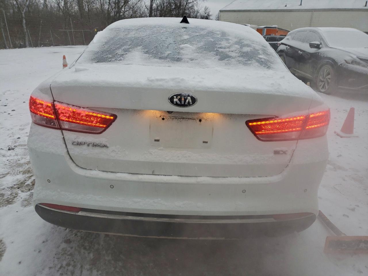 2016 KIA OPTIMA EX photo 6