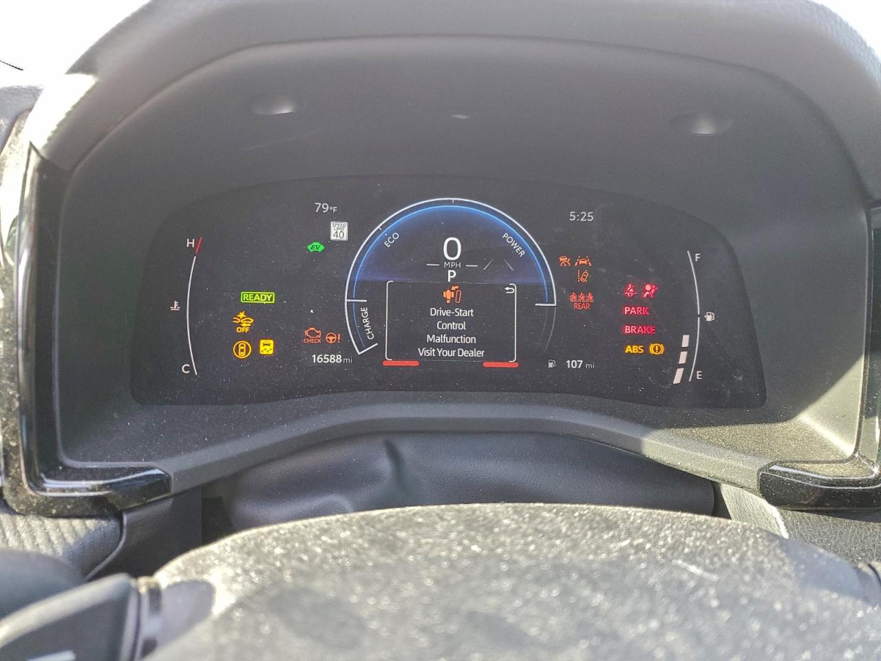 2025 TOYOTA CAMRY XSE photo 9