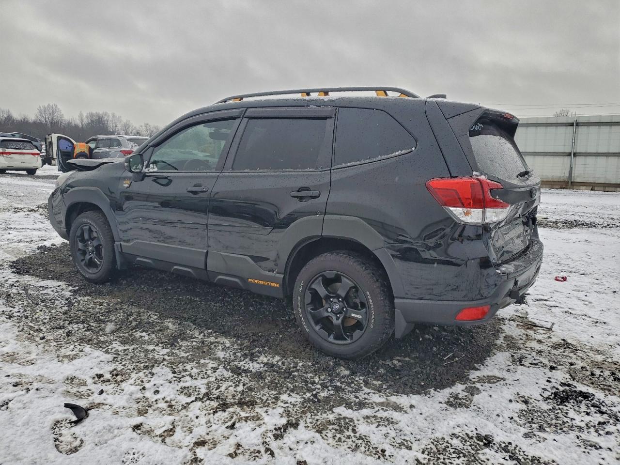 2022 SUBARU FORESTER WILDERNESS photo 2