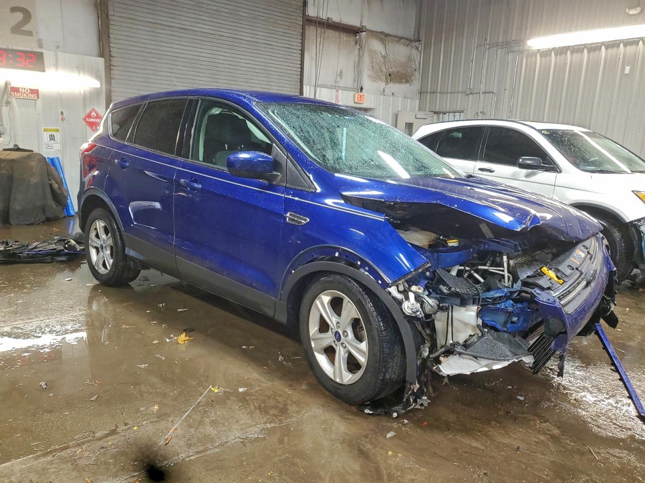 2014 FORD ESCAPE SE photo 4