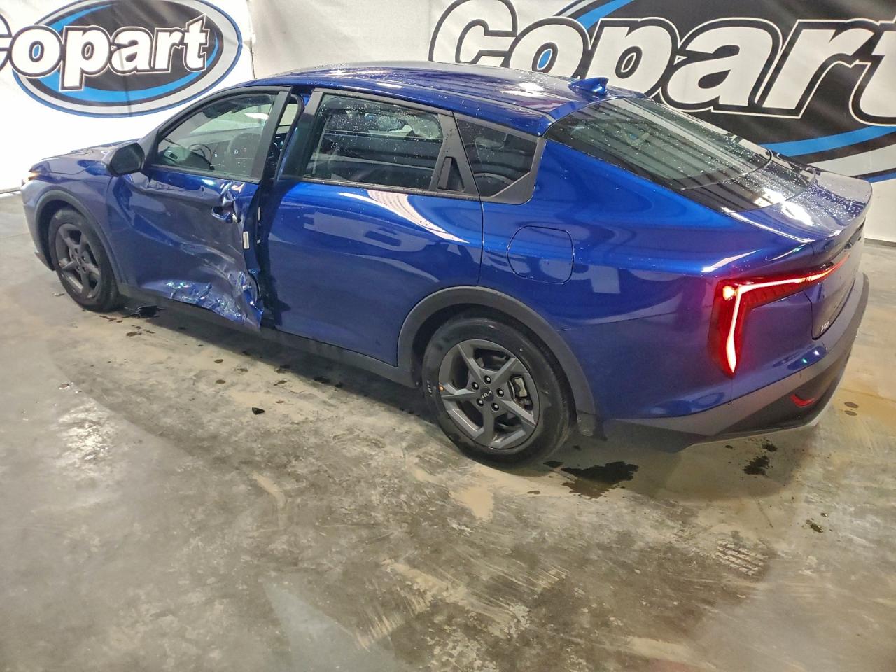 2025 KIA K4 LX photo 2