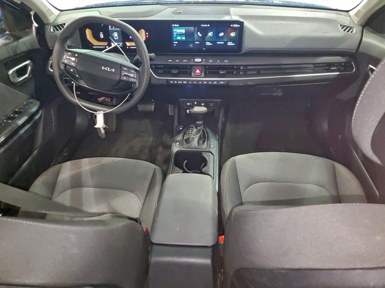 2025 KIA K4 LX photo 8